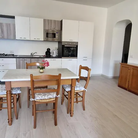 Borgocastello Apartman Rezzonico